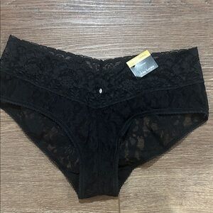 Daisy Fuentes black
Lace panties